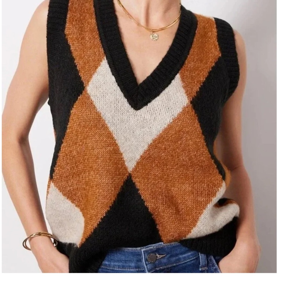 EVEREVE Payton Argyle Sleeveless Pullover V-Neck Black, Rust & Cream XS